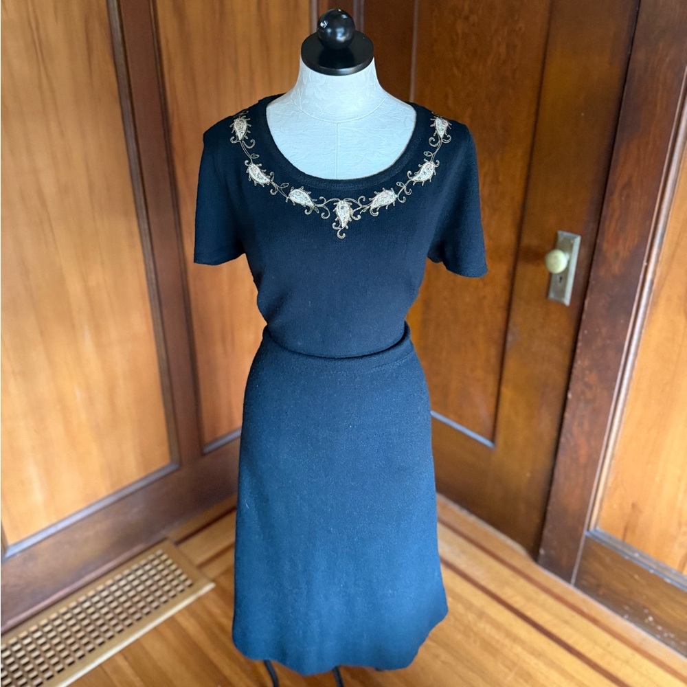 Vintage 1950s 50s Black Knit Dress w/ Gold Soutache Embroidery Rhinestones Volup